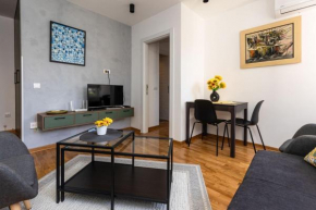 Apartment Green